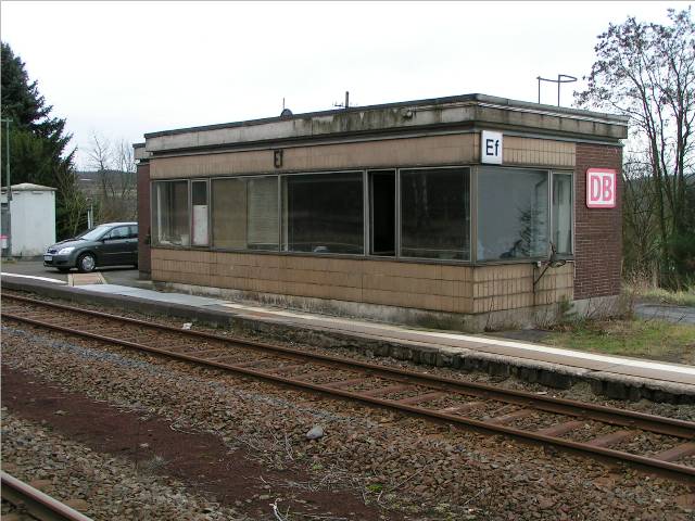 Beschreibung: C:\Dokumente und Einstellungen\Detlef\Eigene Dateien\Eisenbahndet\Eigene Internetseite\Internetfotos\Fulda-Giessen\Ehringsh\Stw.JPG